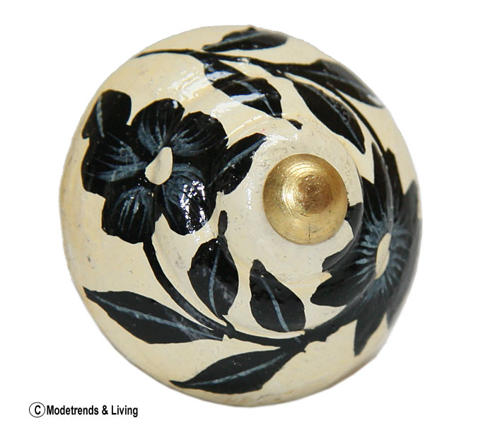 MOBELKNOPF von MADAM STOLTZ MOBELKNOPFE MOBELGRIFF HOLZ SCHWARZ CREME Stehlampe Holz Von Madam Stoltz ~ MOBELKNOPF von MADAM STOLTZ MOBELKNOPFE MOBELGRIFF HOLZ SCHWARZ CREME